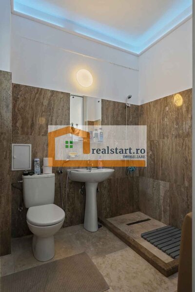 Piata Romana, Vedere spectaculoasa, Renovat total, inclusiv instalatii