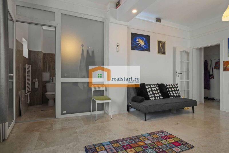 Piata Romana, Vedere spectaculoasa, Renovat total, inclusiv instalatii